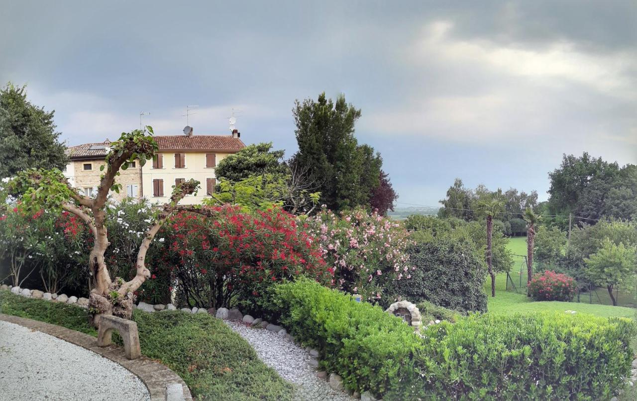 Casal Del Pigno Hotel Peschiera del Garda Luaran gambar