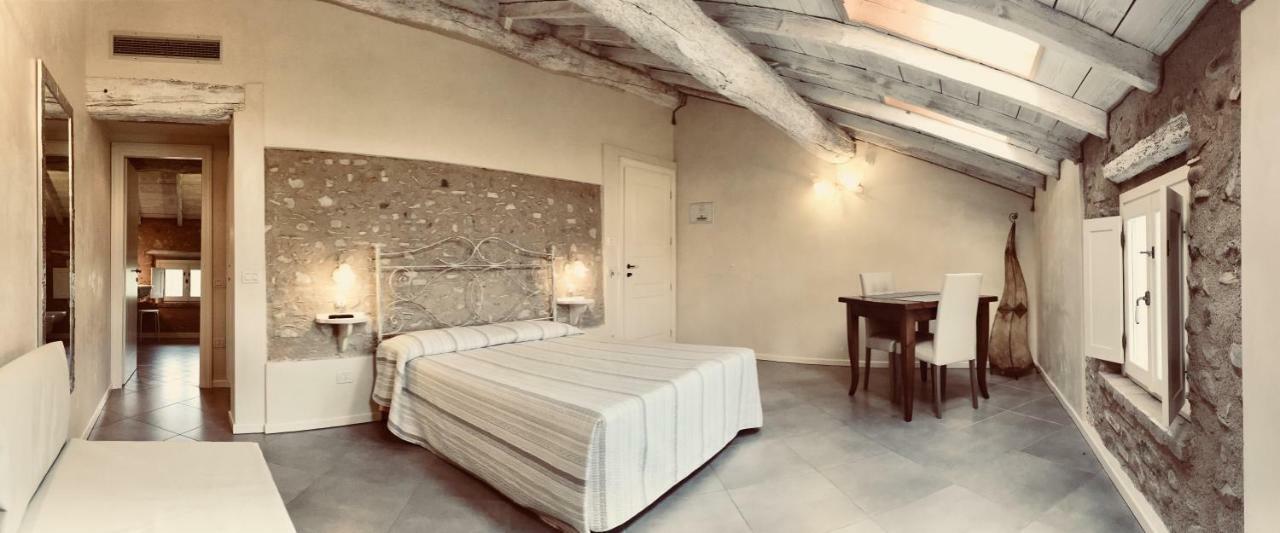 Casal Del Pigno Hotel Peschiera del Garda Luaran gambar